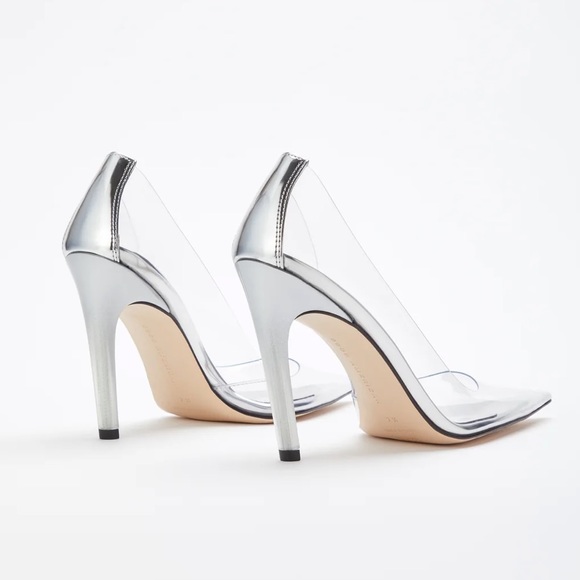 Good American ‘CINDERRELLA’ Pumps - Glass - Picture 10 of 11